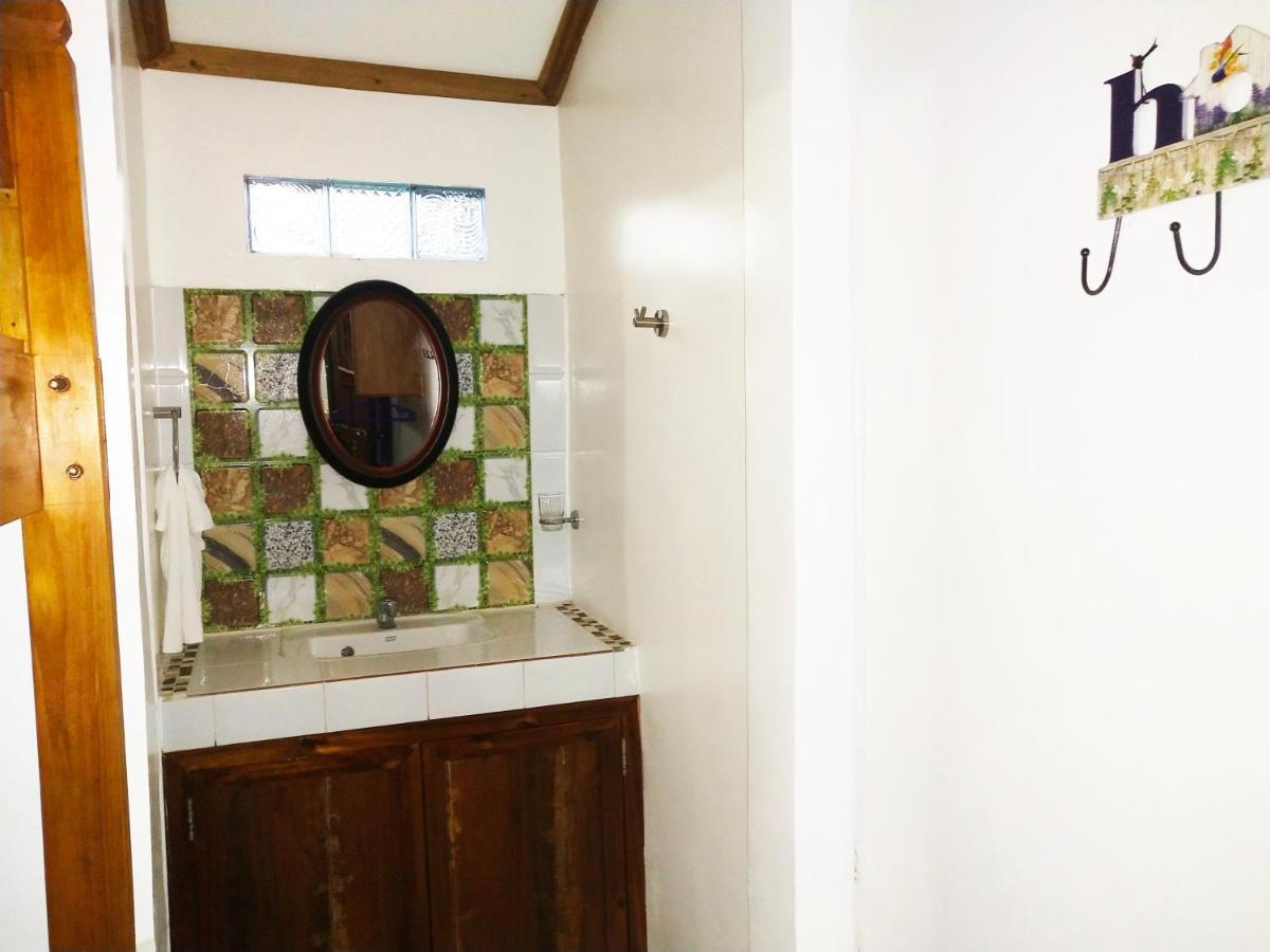 Lady Ghagha Room Rentals 圣维森特 外观 照片