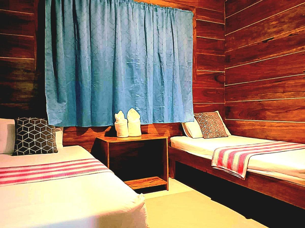 Lady Ghagha Room Rentals 圣维森特 外观 照片